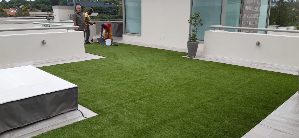 Rooftop Sandton artificial grass installation by Syngrass